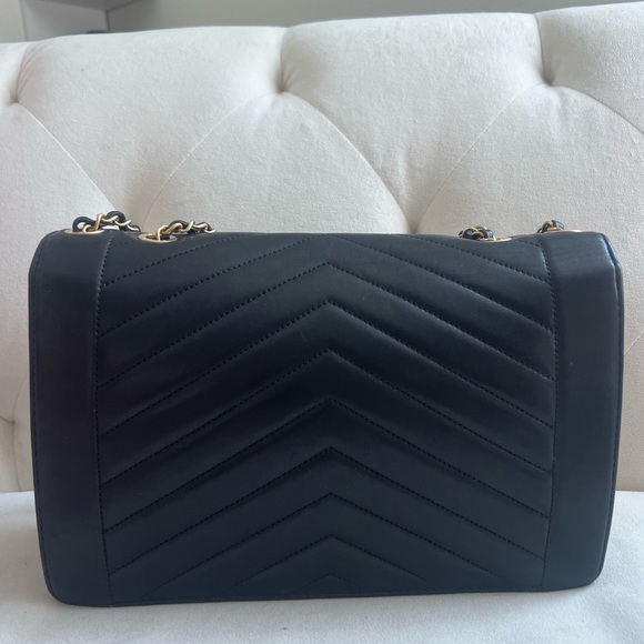 Chanel Chevron Envelope Flap Bag - Picture 5 of 8